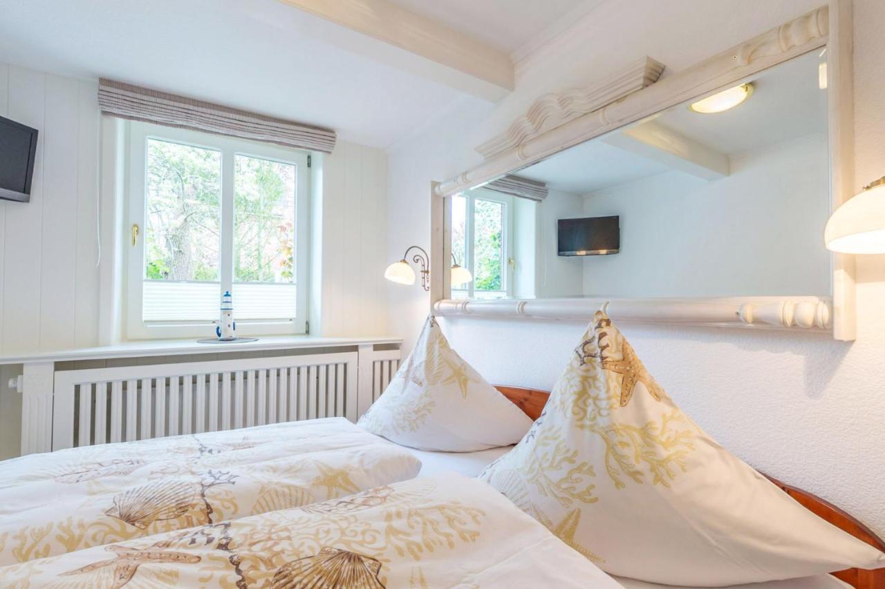 Inselhotel Arfsten Вик-ауф-Фёр Экстерьер фото