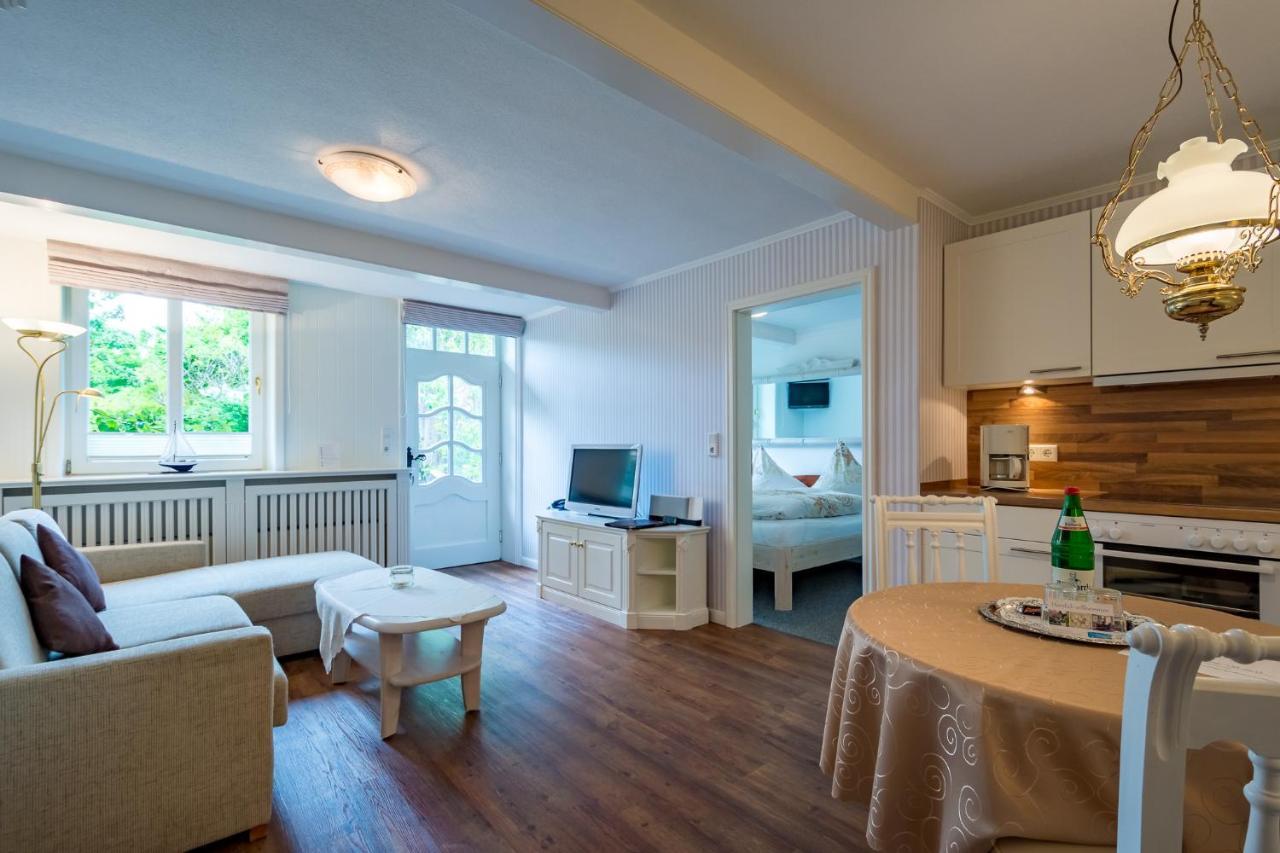 Inselhotel Arfsten Вик-ауф-Фёр Экстерьер фото