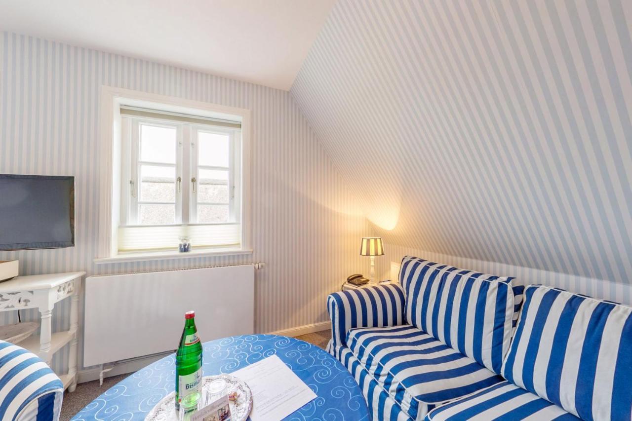 Inselhotel Arfsten Вик-ауф-Фёр Экстерьер фото